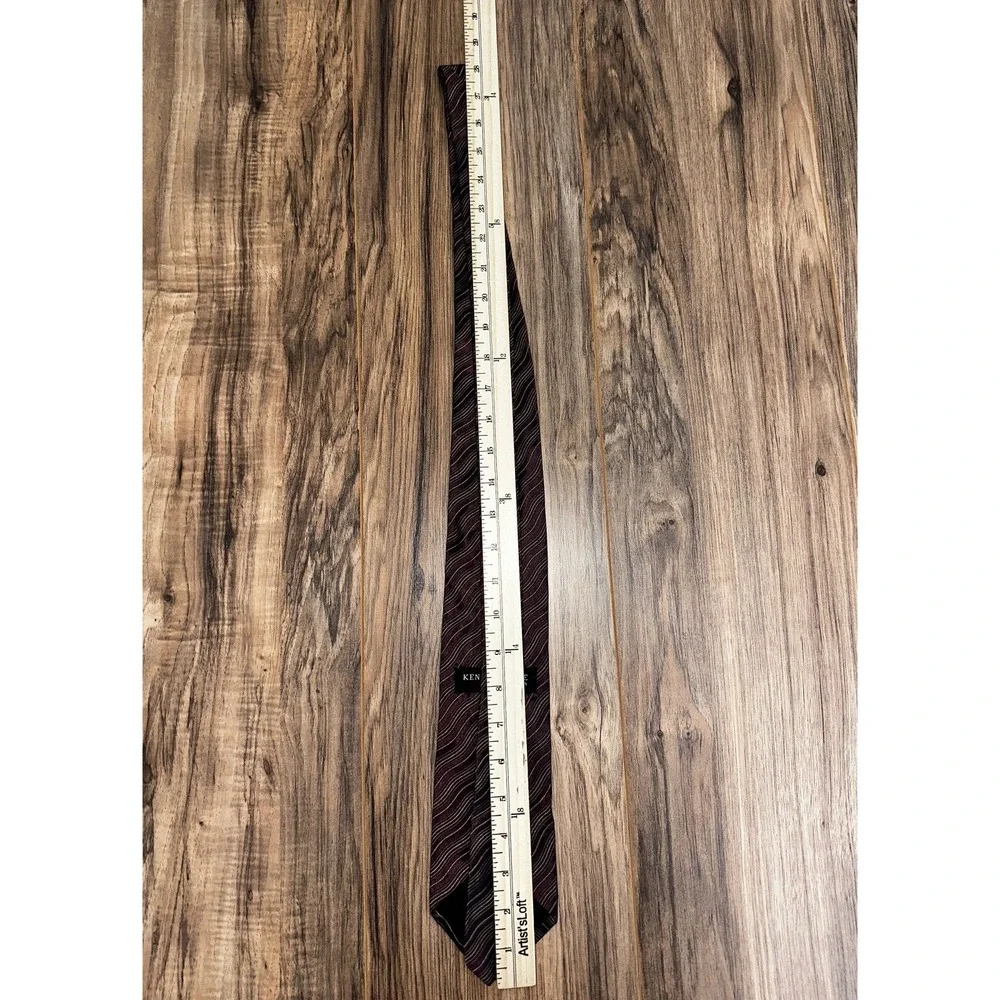 Kenneth Cole good used